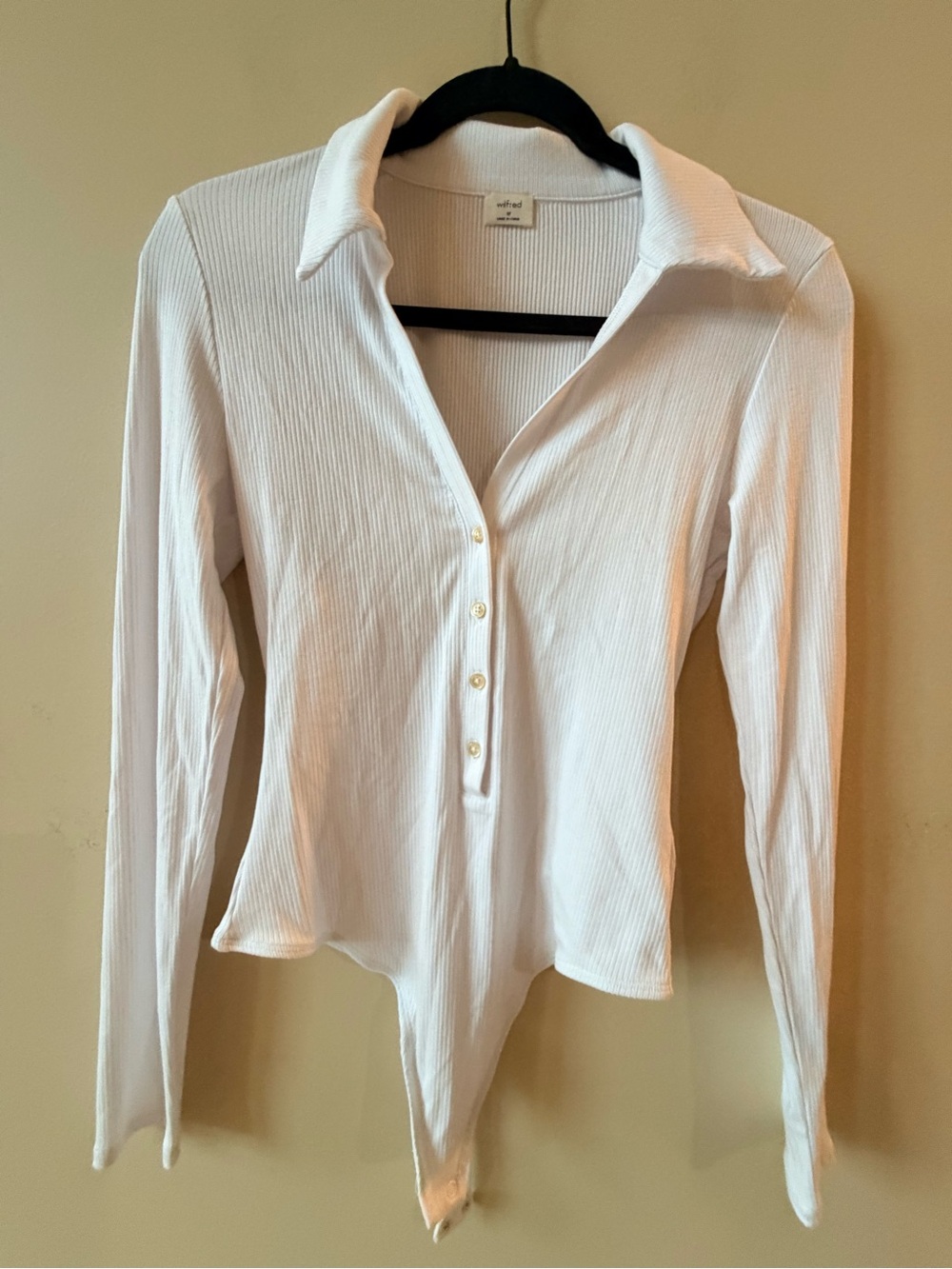 Wilfred White Ribbed Long-Sleeve Collared Bodysuit